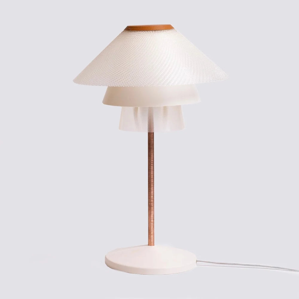 LAMPADA DA TAVOLO IN PLA E RAME CON PARALUME STAMPATO IN 3D, H 50 CM