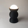 LAMPADA DA TAVOLO NERA IN PLA RICICLATO CON LAMPADINA XXL, H 30 CM