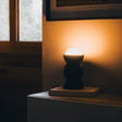 LAMPADA DA TAVOLO NERA IN PLA RICICLATO CON LAMPADINA XXL, H 30 CM