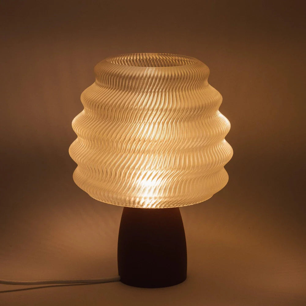LAMPADA DA TAVOLO IN BIOPLASTICA CON BASE EFFETTO OPACO